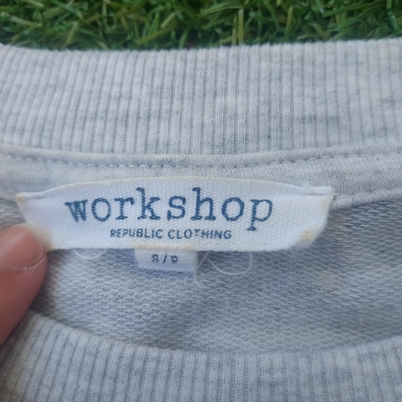 Gray Heart Patterned Sweatshirt - Picture 3 of 4